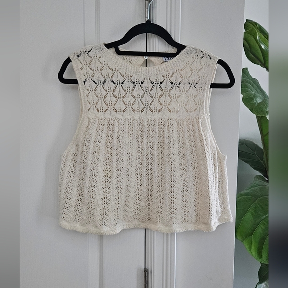 Zara Tops - Zara Cream Crochet Crop Top